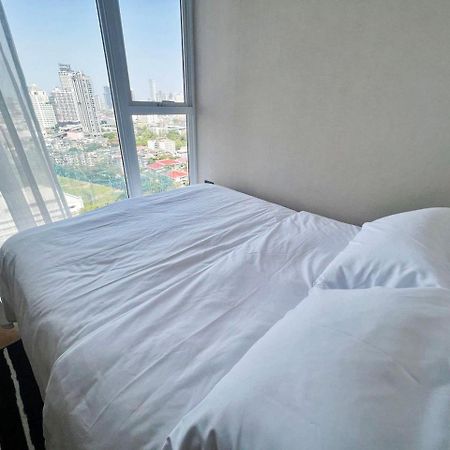 2 Bedroom Luxury Apartment 3 Min Walk From Bts Ekkamai Bangkok Esterno foto