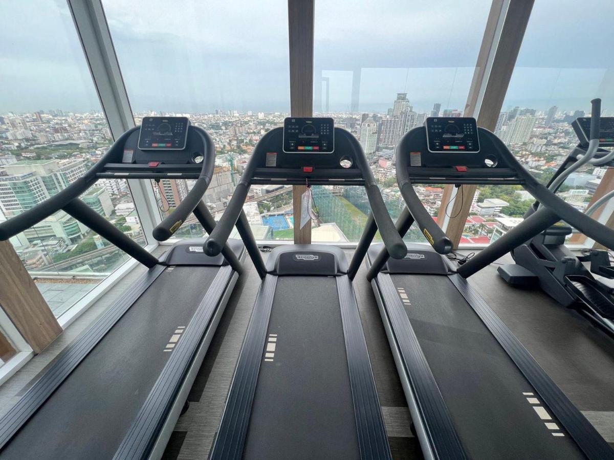 2 Bedroom Luxury Apartment 3 Min Walk From Bts Ekkamai Bangkok Esterno foto